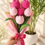 Handmade Crochet Tulip Bouquet – 6 Tulips with Green Leaves | Long-Lasting Handmade Flower Gift